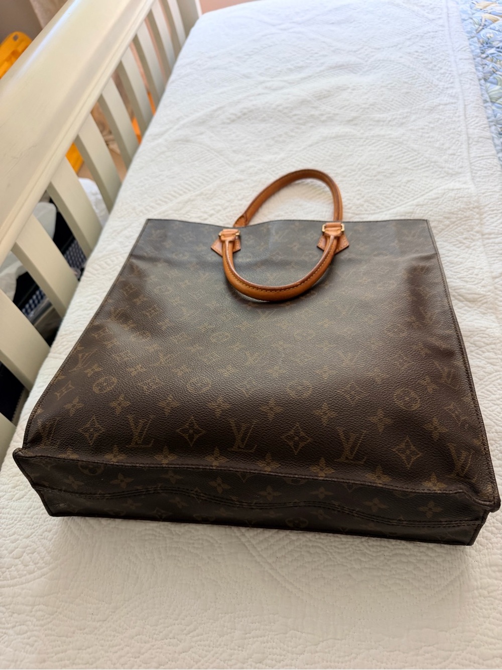Louis Vuitton Monogram Sac Plat Tote - Picture 3 of 16